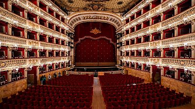 Il teatro San Carlo di Napoli è il più antico teatro ancora in attività d'Europa.