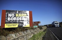 Лозунг: Нет жёсткой границе по острову Ирландия!