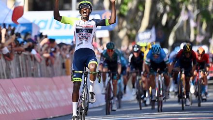 Eritrea's Girmay takes Giro leg in win for African cycling