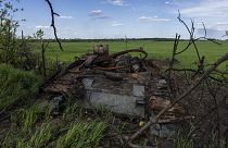 Kilőtt orosz tank a kelet-ukrajnai Harkivnél