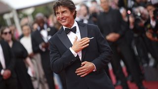 Tom Cruise a vörös szőnyegen Cannesban.