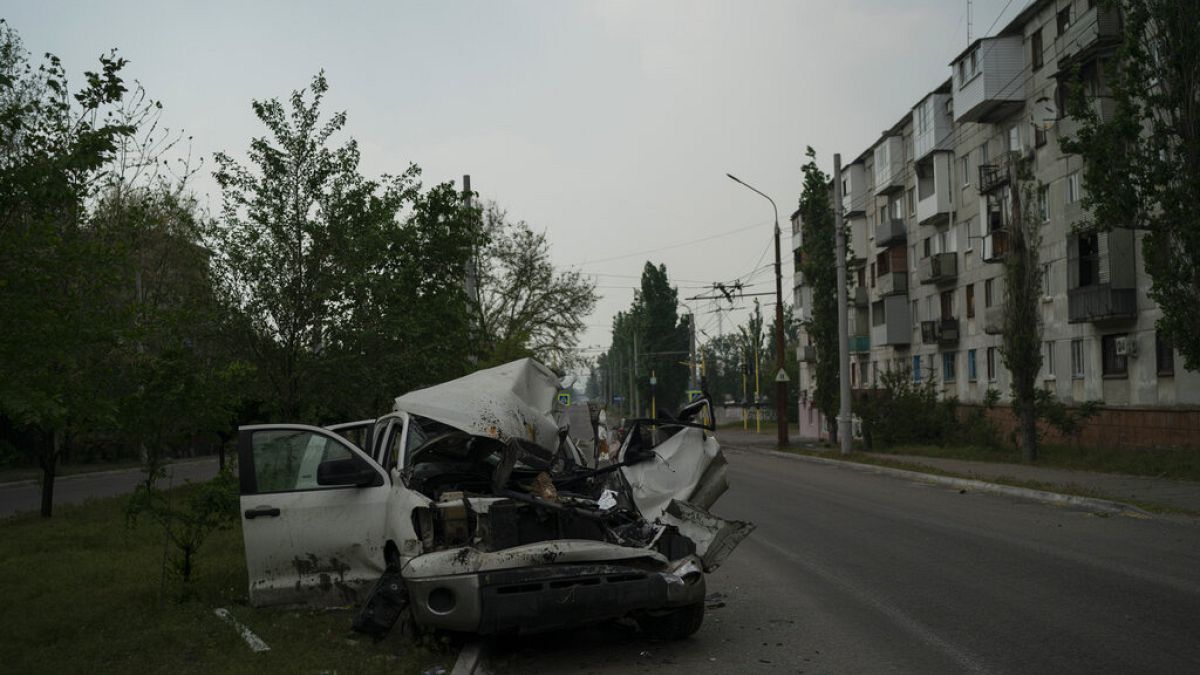 Результаты обстрела в Северодонецке, Луганская область, Украина, пятница, 13 мая 2022 года