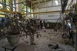 Daños por un bombardeo en una planta de suministro de agua caliente en Járkov.