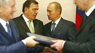 Gerhard Schröder volt német kancellár és Vlagyimir Putyin orosz elnök találkozója 2003-ban