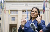 Die britische Innenministerin Priti Patel in Genf, wo sie ihre Abschiebungspläne von illegal eingereiste Flüchtlinge rechtfertigt, 20.05.2022