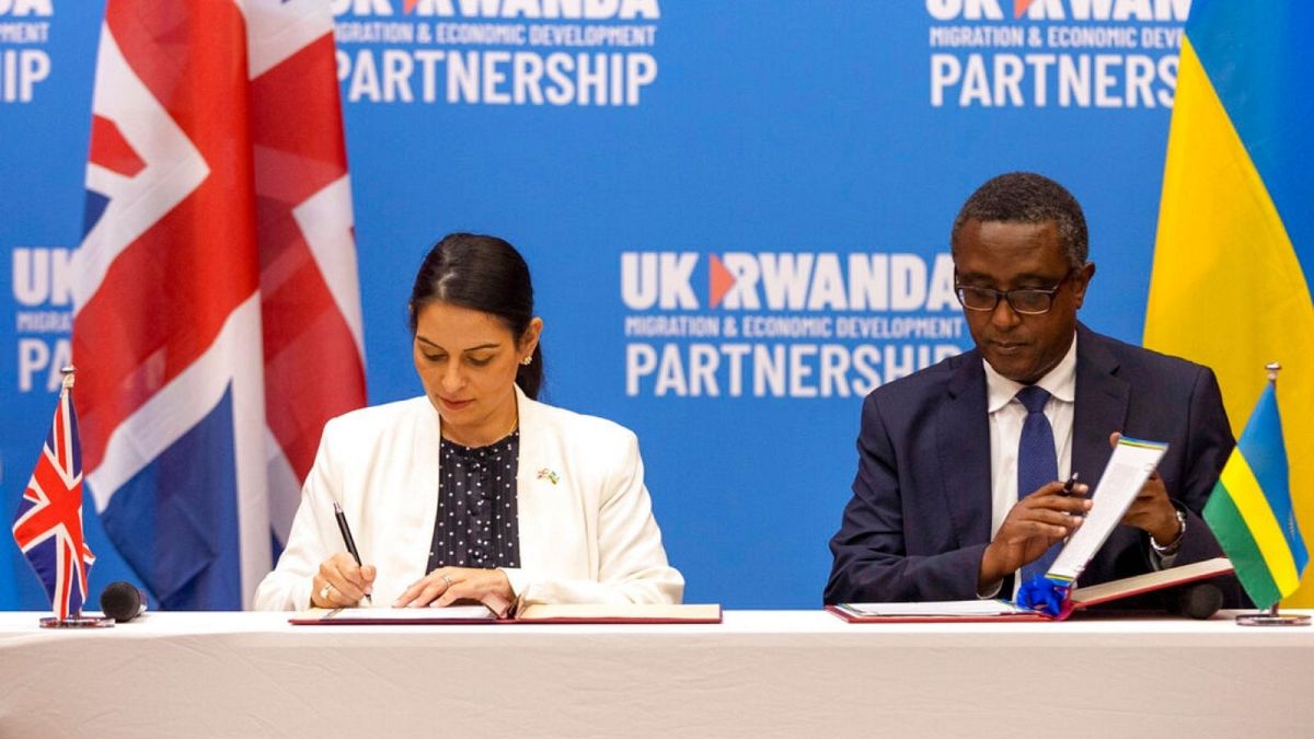 امضای توافق بریتانیا و رواندا