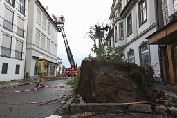 Près de 40 blessés, dont 10 graves, en Allemagne après le passage d'une tornade