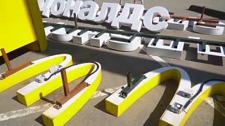 «Αποκαθήλωση» των McDonald's στη Ρωσία