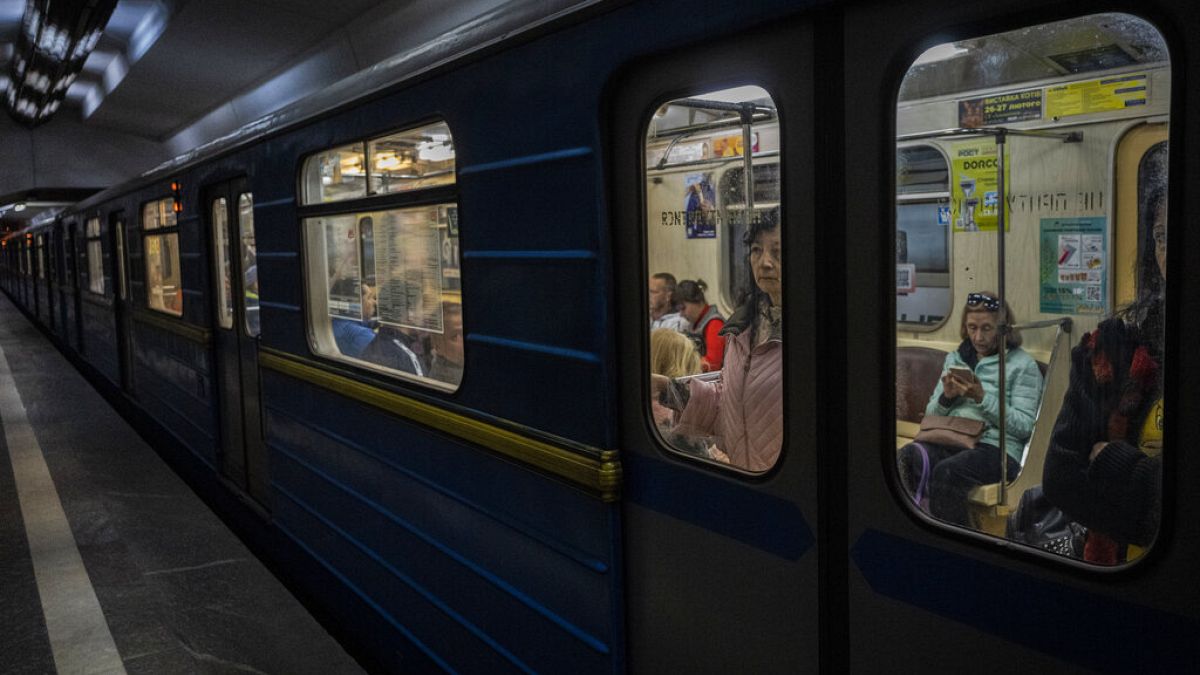 Το μετρό του Χάρκοβο επαναλειτουργεί