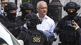 L'ancien président moldave Igor Dodon arrêté à son domicile, a Chisinau, capitale de la Moldavie, le mardi 24 mai 2022.