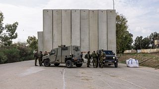 جنود إسرائيليون بالقرب من قطاع غزة