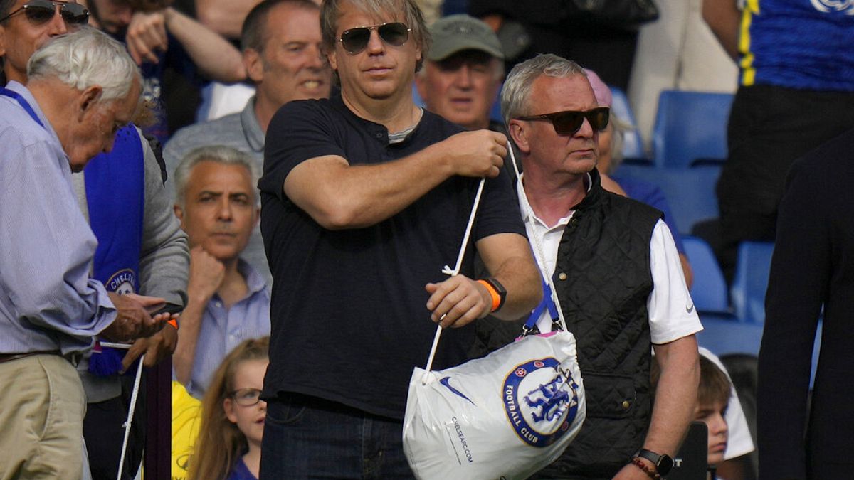 Der amerikanische Geschäftsmann Todd Boehly beim Fußballspiel zwischen Chelsea und Watford im Stamford Bridge Stadium in London am 22.Mai