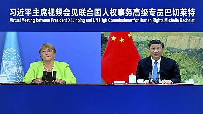 L'Alto commissario Onu Michelle Bachelet e il presidente della Cina Xi Jinping
