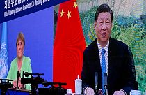 BM İnsan Hakları İnsan Hakları Yüksek Komiseri Michelle Bachelet,  Çin Devlet Başkanı Şi Cinping ile bir video görüşmesi yaptı.