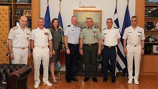 Ο Αρχηγός ΓΕΕΘΑ Στρατηγός Κωνσταντίνος Φλώρος συναντήθηκε στο γραφείο του με τους Εκπροσώπους των ΗΠΑ για θέματα Μαχητικών Αεροσκαφών F-35