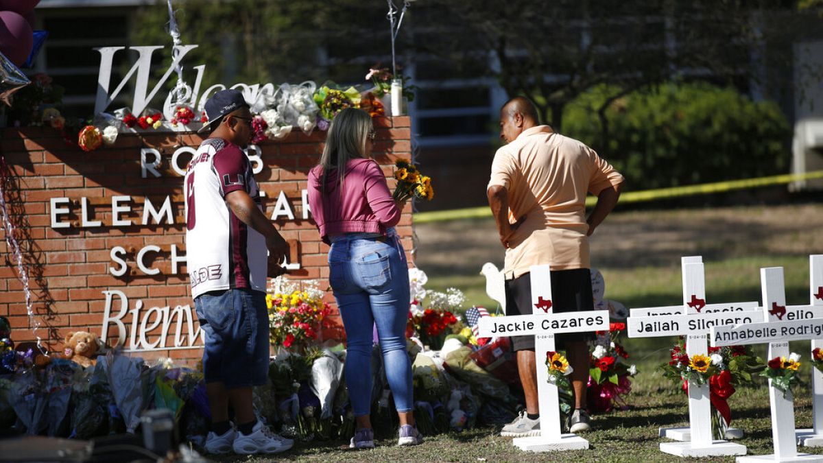 Τελετή στη μνήμη των θυμάτων της επίθεσης στο δημοτικό σχολείο στο Τέξας