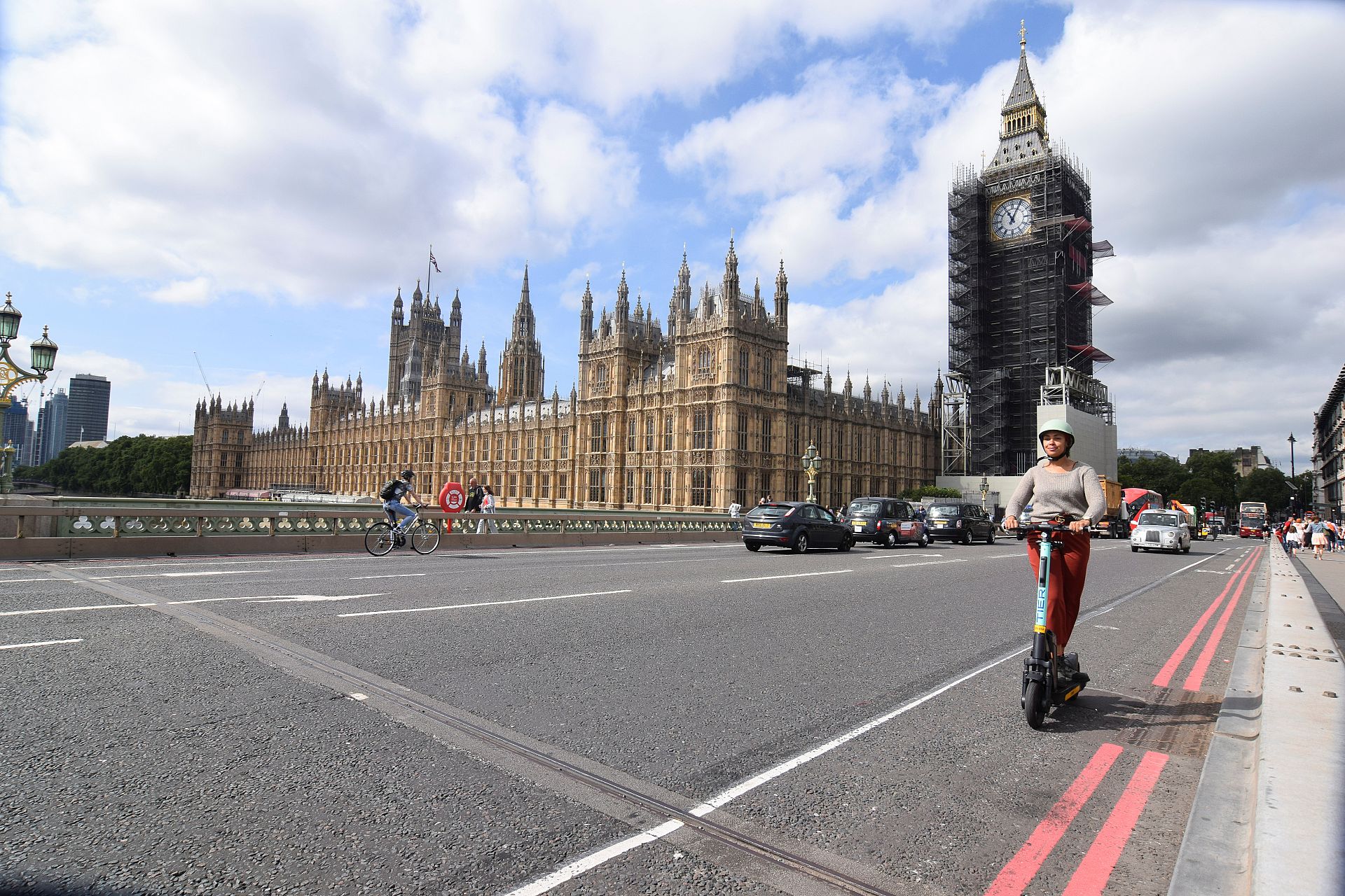 Over 500 Injured In London E-scooter Crashes Last Year, As Journeys Top ...