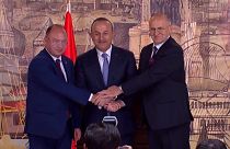 A lengyel és a román külügyminiszter Isztambulban török kollégájukkal