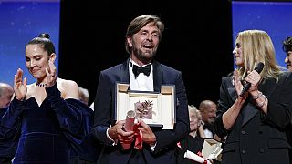 Die Goldene Palme von Cannes 2022 geht an den Schweden Ruben Östlund