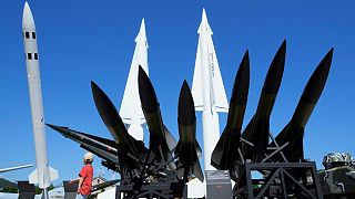 Dél-koreai és amerikai rakéták a szöuli Koreai Háborús Emlékmúzeumban