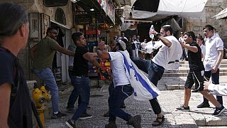 Enfrentamientos entre judíos y palestinos en la Ciudad Vieja de Jerusalén