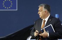 صورة أرشيفية لرئيس الوزراء المجري فيكتور أوربان أثناء وصوله إلى قمة الاتحاد الأوروبي في بروكسل، في 22 أكتوبر 2021.