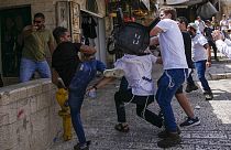 Zsidó fiatalok támadtak muzulmánokra Jeruzsálem arab negyedében a nacionalista felvonuláson