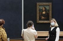Quadro da Mona Lisa, no Museu do Louvre, em Paris.