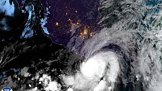 Műholdfelvétel a NOAA-tól, amelyen az Agatha hurrikán látszik 2022. május 30-án reggel 8:30-kor
