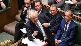 Primeiro-ministro britânico em açaõ no Parlamento