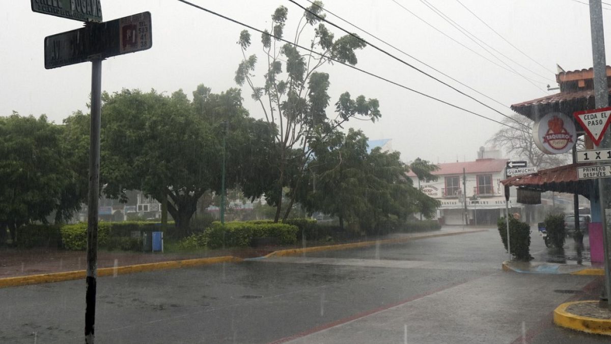 Starkregen in Huatulco, Oaxaca, Mexiko, während des Tropensturms "Agatha", 30.05.2022