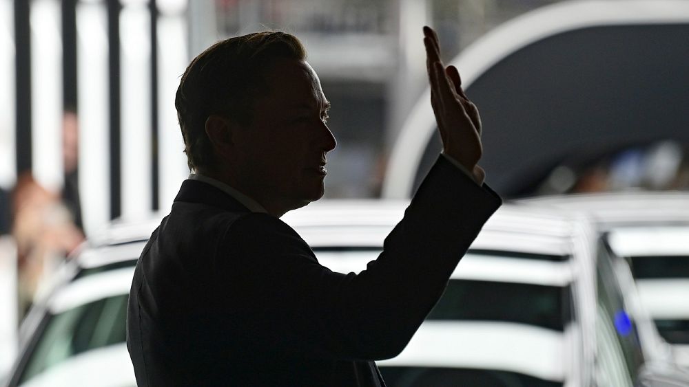 Elon Musk: If people want to join Tesla, they must go through me