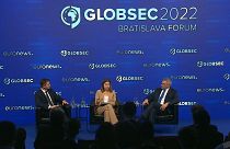 GLOBSEC 2022: soluções para a crise na Ucrânia - análise por Heger e Nehammer