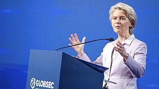 La presidenta de la Comisión Europea, Ursula von der Leyen, habla durante el Foro Globsec 2022 en Bratislava, Eslovaquia, el jueves 2 de junio de 2022.