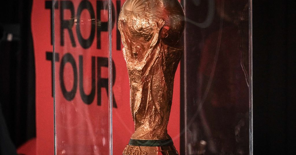 La Tunisie accueille le trophée de la Coupe du Monde de la FIFA