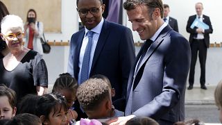 Cumhurbaşkanı Macron ve Eğitim Bakanı Pap Ndiaye
