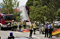 Secours mobilisés après le déraillement d'un train non loin de Burgrain, en Bavière, le 3 juin 2022