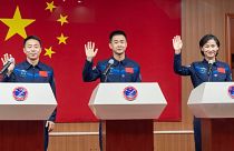نشست خبری فضانوردان چینی پیش از اعزام به فضا