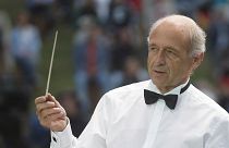 Fischer Iván karmester a tavalyi ingyenes koncerten
