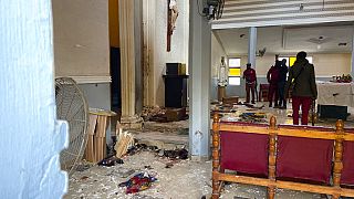 Így néz ki az owói Szent Ferenc templom egy része a támadás után.