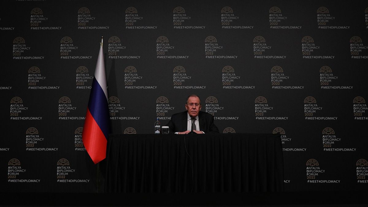 Rusya Dışişleri Bakanı Lavrov, Antalya Diplomasi Fuarı'nda