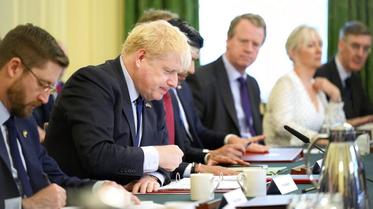 Ο Βρετανός πρωθυπουργός Μπόρις Τζόνσον στη συνεδρίαση του υπουργικού συμβουλίου