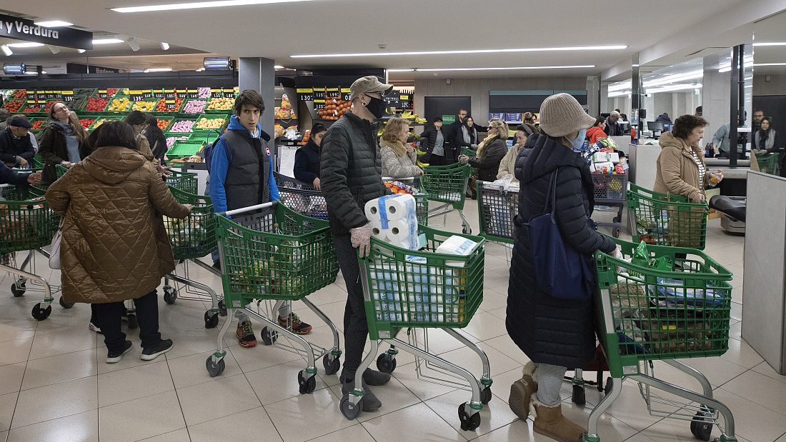 Spain fights food waste with supermarket fines