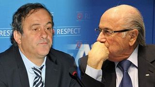 Michel Platini (solda) ve Sepp Blatter