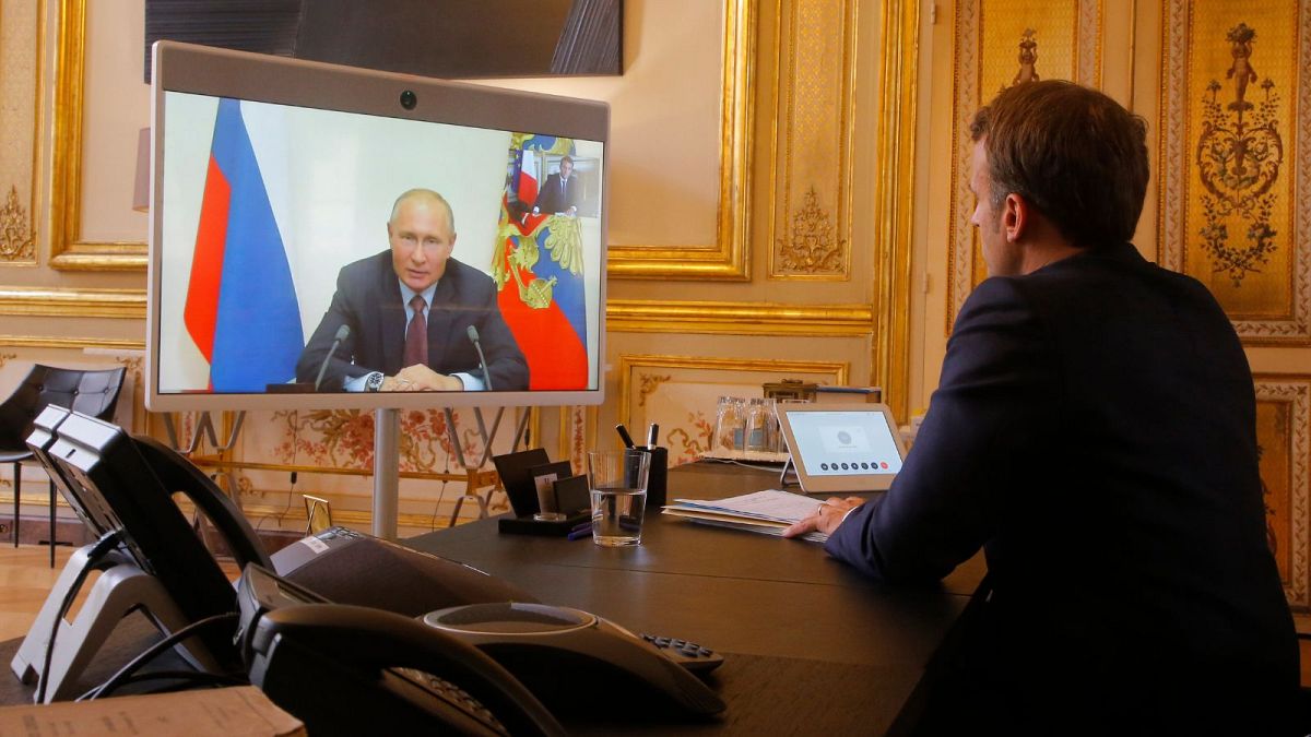 روسای جمهوری فرانسه و روسیه در جریان گفتگوی ویدویی