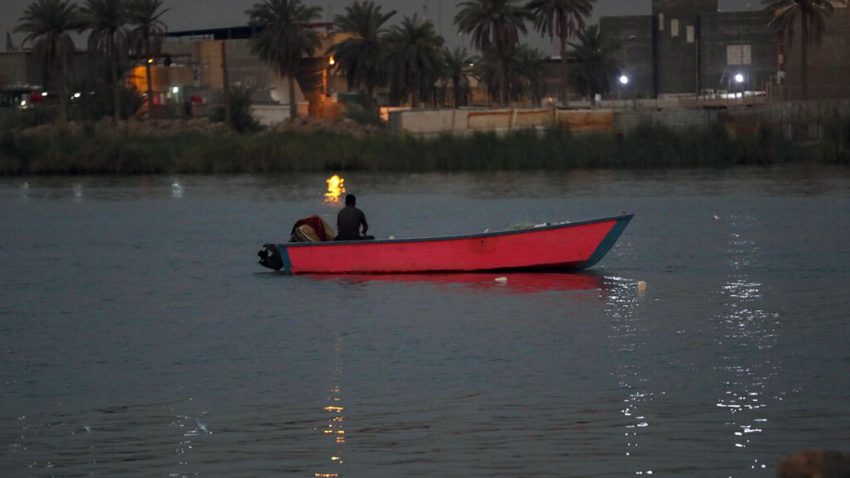 Irak'tan Türkiye'ye ve İran'a Fırat ve Dicle'deki su seviyesi uyarısı