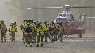 Un helicóptero de la lucha contra incendios, Málaga, Andalucía, España 9/6/2022