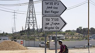 Elli yıldan uzun bir süredir Israil, Batı Şeria'da yaşayan 500 bin Yahudi yerleşimcilere özel haklar tanıyan kanunu defalarca uzattı