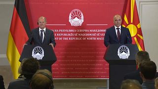 Переговоры в Скопье: скриншот из видео AP