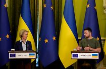 Avrupa Komisyonu Başkanı Ursula von der Leyen ve Ukrayna Cumhurbaşkanı Volodimir Zelenskiy